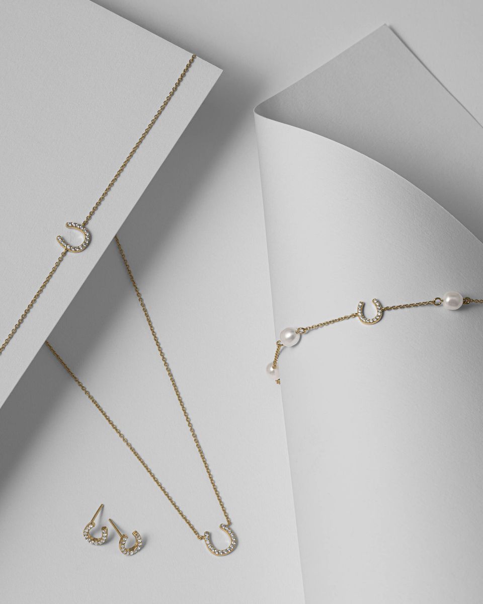 LILLY – Horseshoe Perle Armbånd